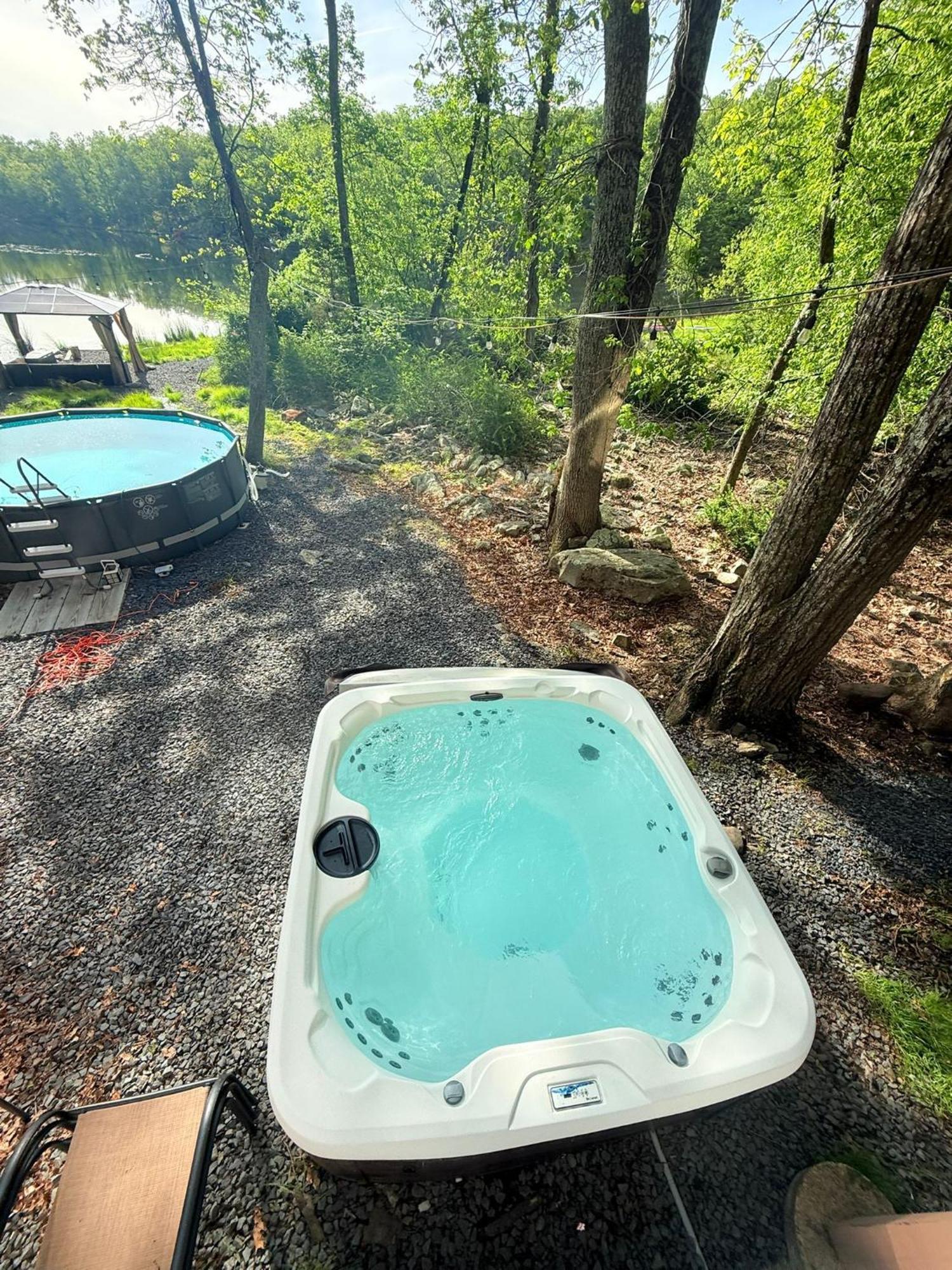 Spacious Waterfront Mansion Whot Tubpooltable Villa East Stroudsburg